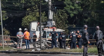 Duas pessoas morrem em queda de avião em São Paulo